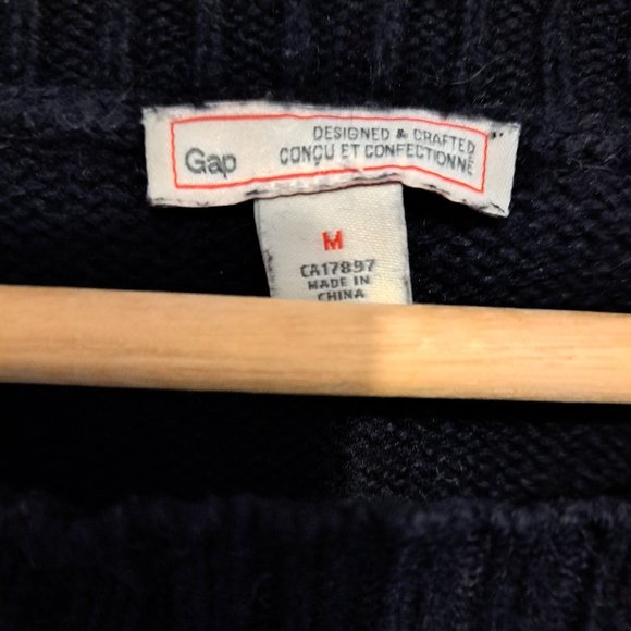 GAP Navy and Heathered Red Sweater - Picture 4 of 6